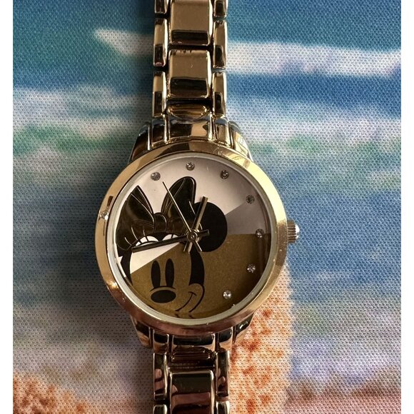 Disney Accutime MN8069BU Gold Minnie Mouse Rhinestone Watch (Pre-Owned) VGC - Picture 2 of 5